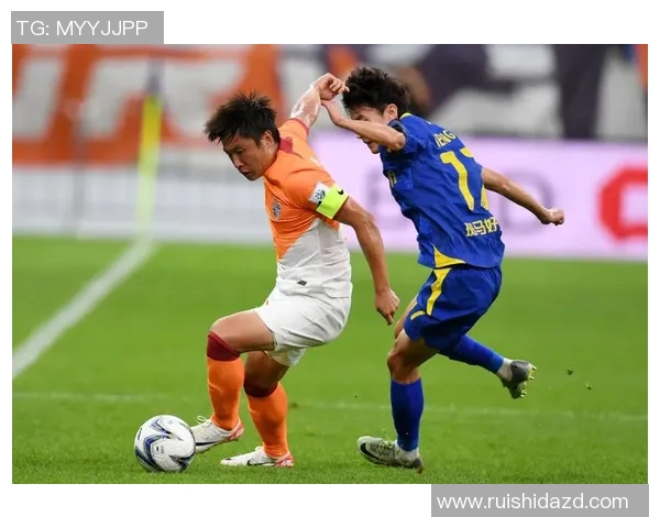 南京足球队个人能力提升之路:聚焦球员成长与团队协作的完美结合 南京足球队个人能力提升之路:聚焦球员成长与团队协作的完美结合