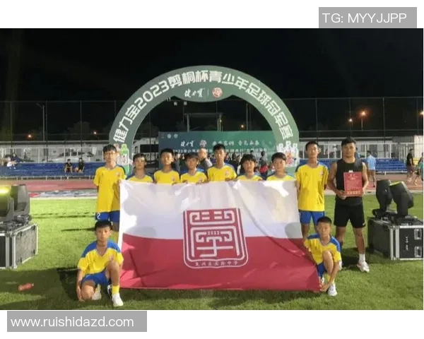 大学校园里的足球明星如何在学业与梦想之间找到平衡 大学校园里的足球明星如何在学业与梦想之间找到平衡