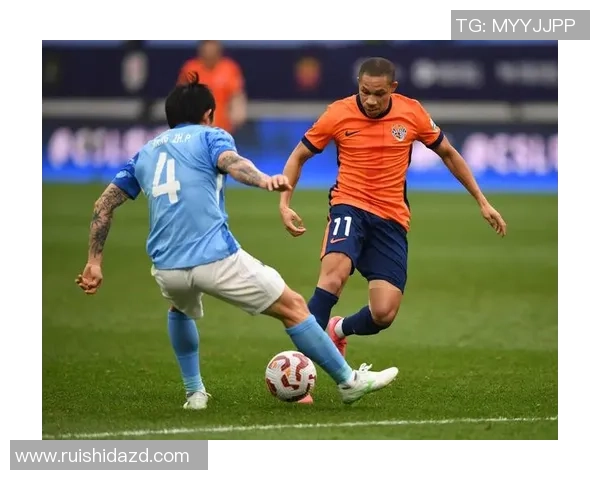 赛后分析：深圳足球队与武汉足球队在比赛中的战术意识与表现对比